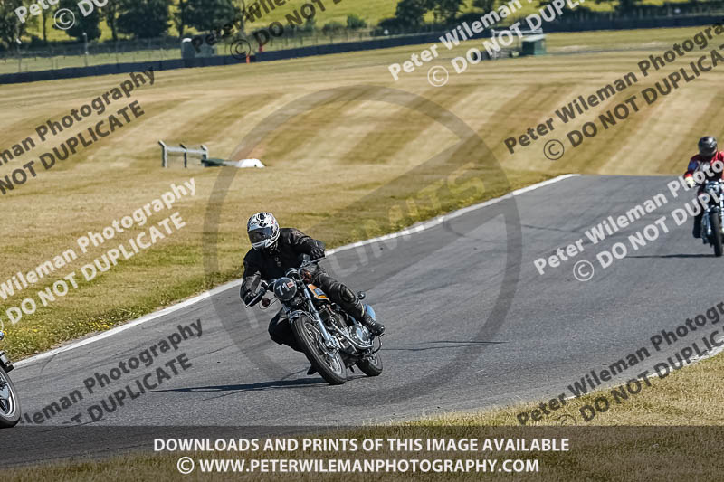 cadwell park;cadwell park photographs;cadwell trackday photographs;enduro digital images;event digital images;eventdigitalimages;peter wileman photography;racing digital images;trackday digital images;trackday photos